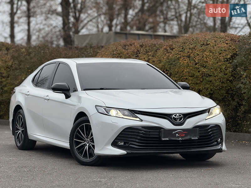 Седан Toyota Camry 2018 в Тернополе фото 3 Седан Toyota Camry 2018 в Тернополе