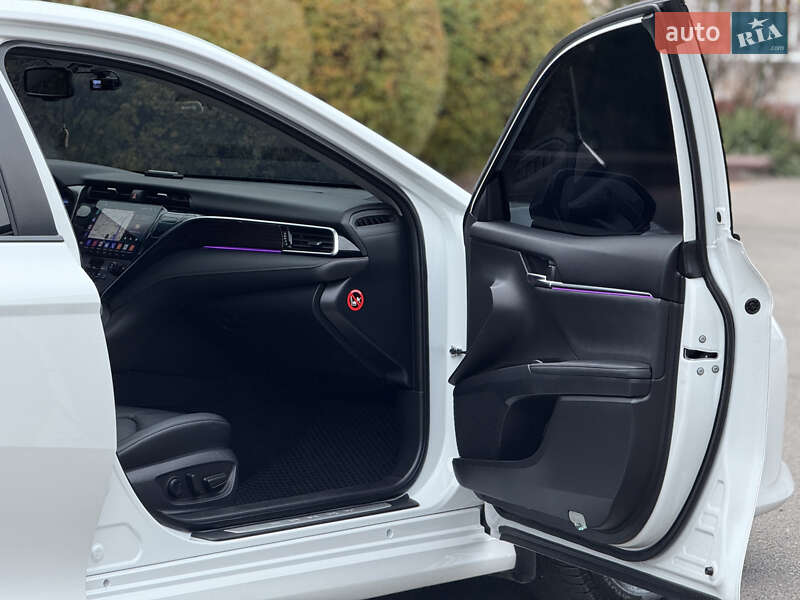 Седан Toyota Camry 2018 в Тернополе фото 36 Седан Toyota Camry 2018 в Тернополе