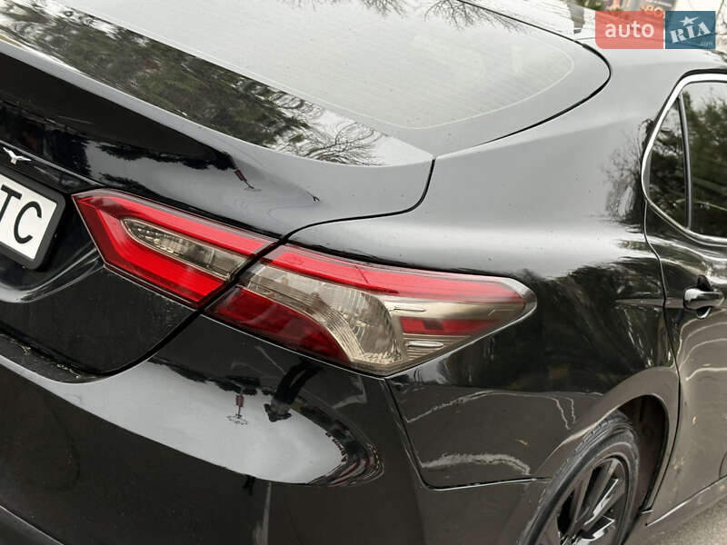 Седан Toyota Camry 2017 в Одессе