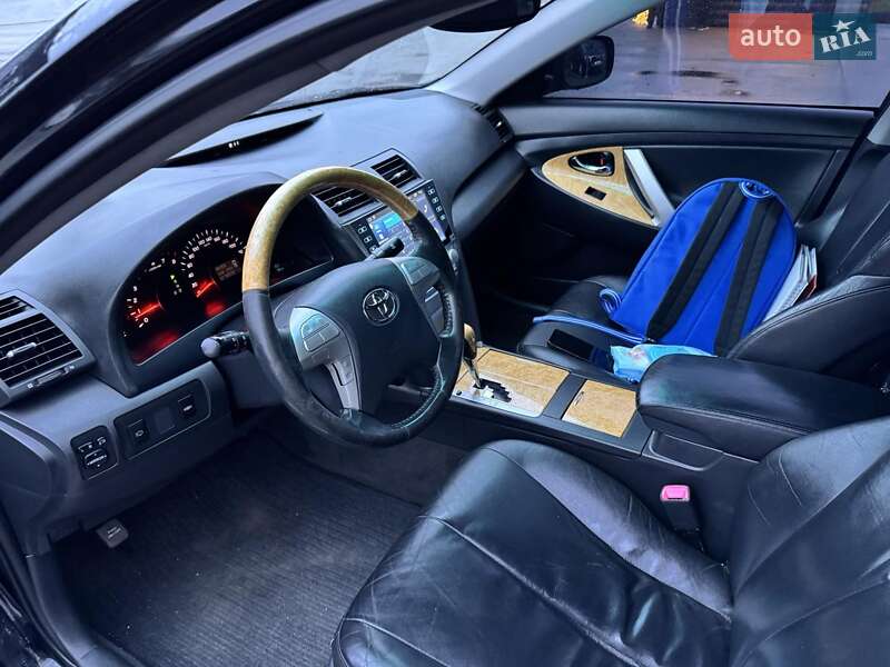 Седан Toyota Camry 2006 в Броварах