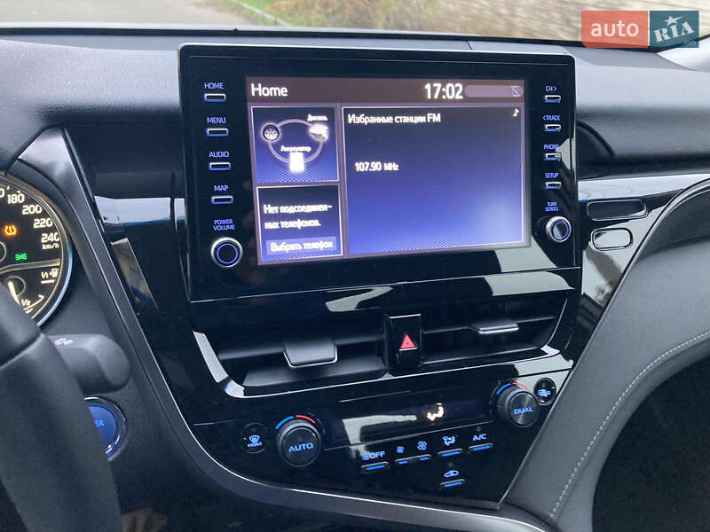 Седан Toyota Camry 2023 в Одессе