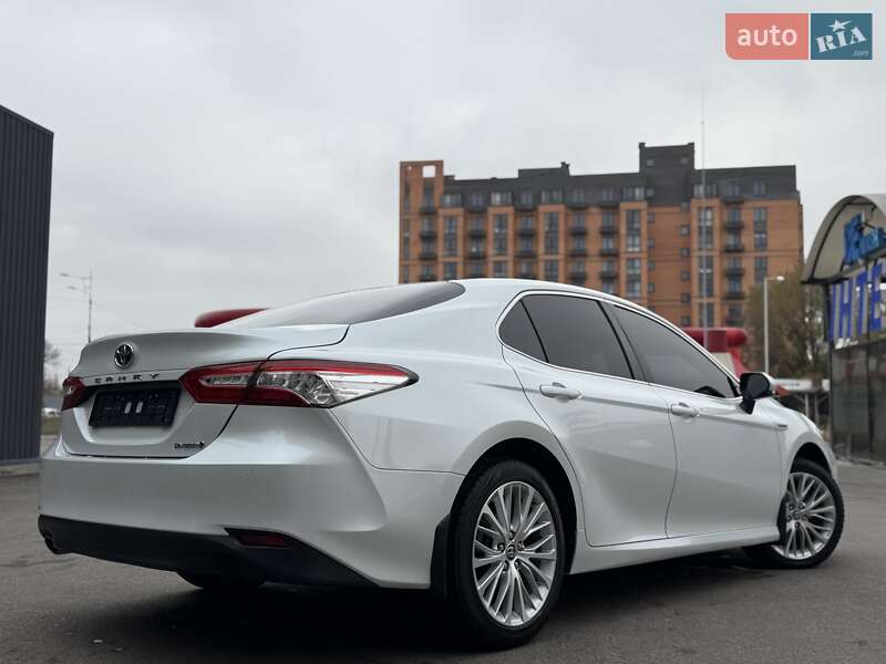 Седан Toyota Camry 2020 в Днепре фото 18 Седан Toyota Camry 2020 в Днепре