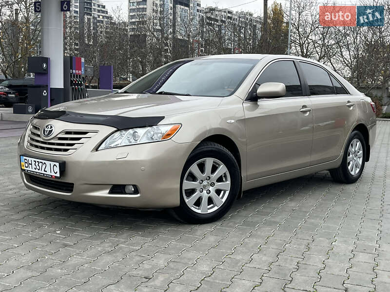 Седан Toyota Camry 2008 в Одессе