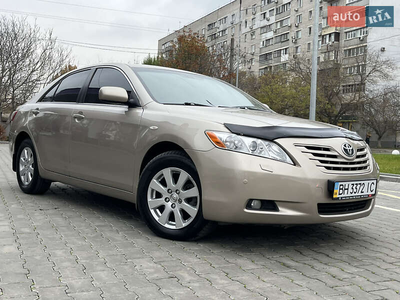 Седан Toyota Camry 2008 в Одессе