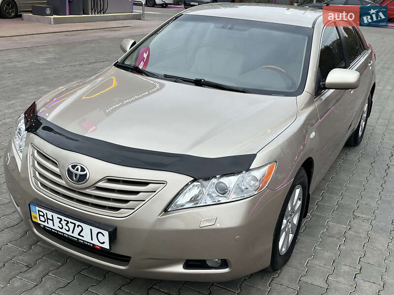 Седан Toyota Camry 2008 в Одессе