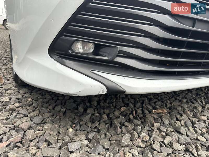 Седан Toyota Camry 2020 в Луцьку