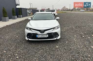Седан Toyota Camry 2020 в Луцьку