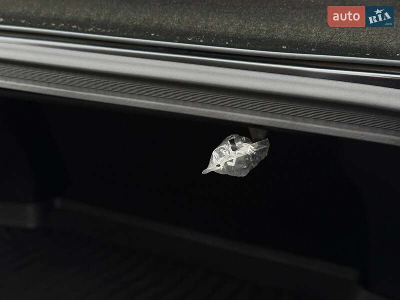 Седан Toyota Camry 2021 в Кривом Роге