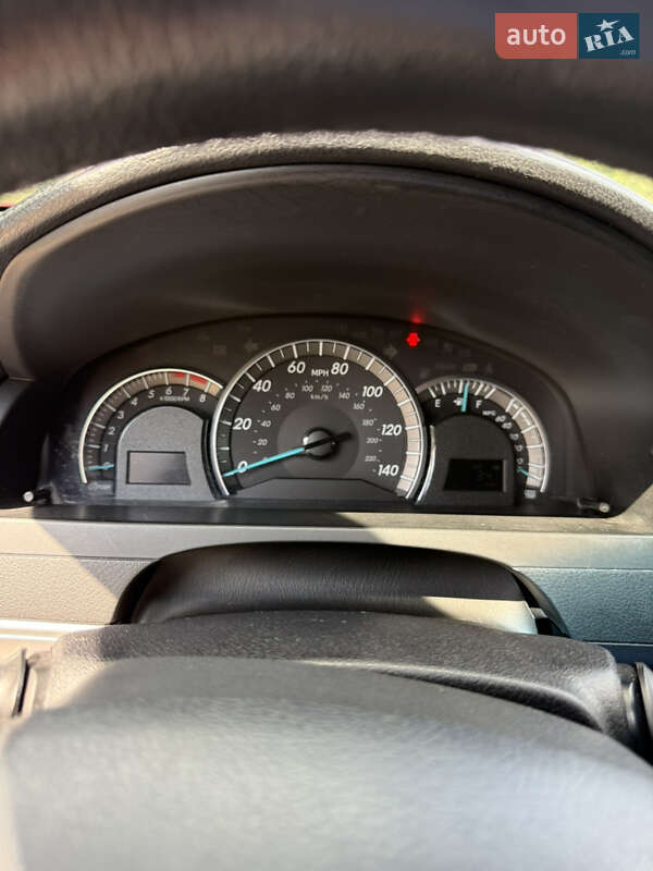 Седан Toyota Camry 2013 в Киеве