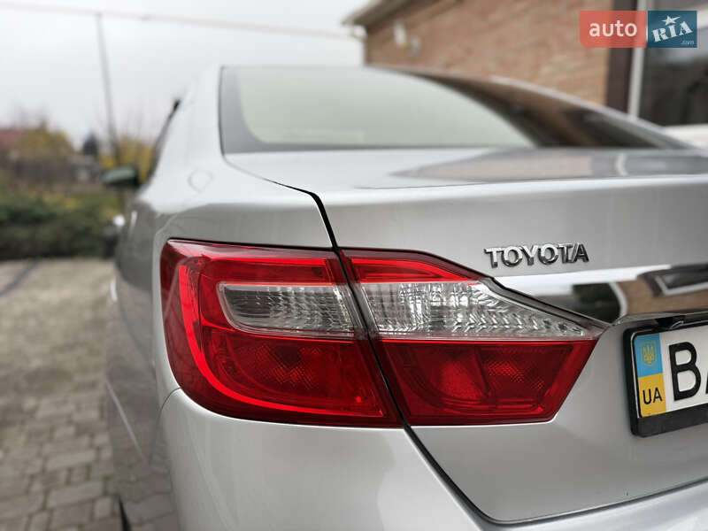 Седан Toyota Camry 2012 в Александрие фото 11 Седан Toyota Camry 2012 в Александрие