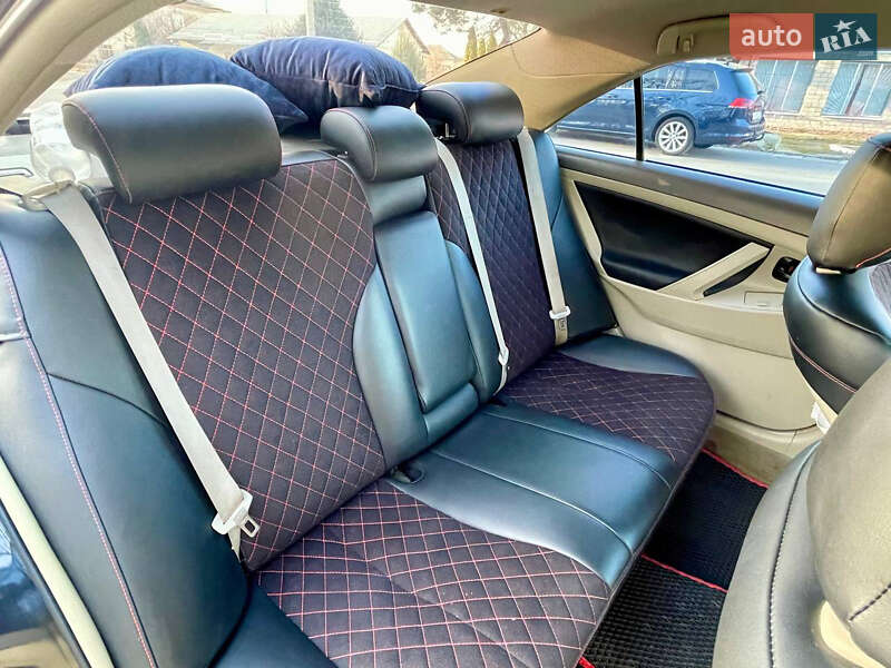 Седан Toyota Camry 2009 в Новоархангельську