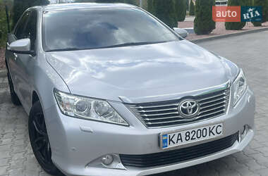 Седан Toyota Camry 2013 в Киеве