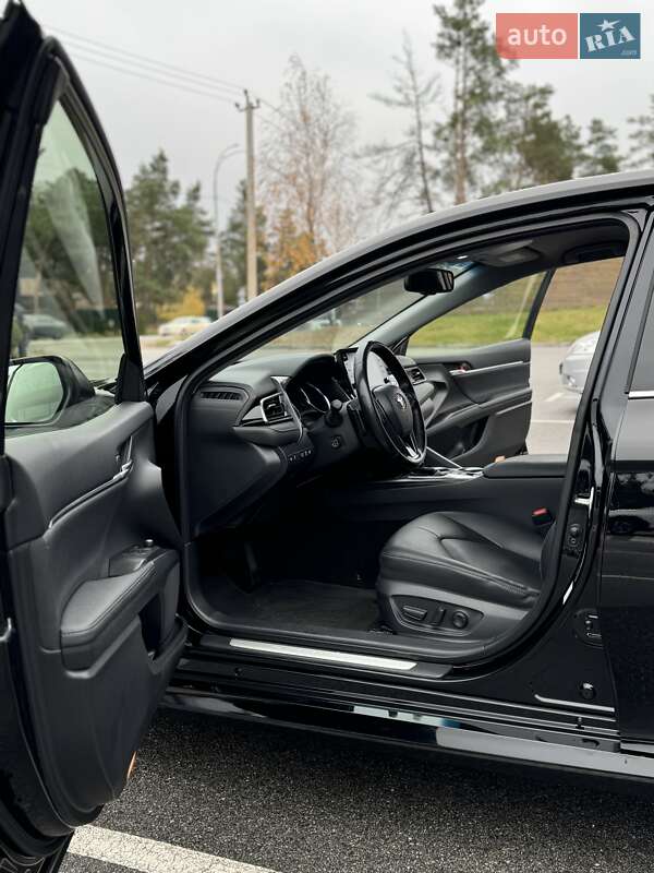 Седан Toyota Camry 2022 в Києві фото 32 Седан Toyota Camry 2022 в Києві