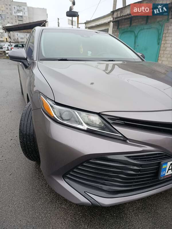 Седан Toyota Camry 2017 в Днепре фото 6 Седан Toyota Camry 2017 в Днепре
