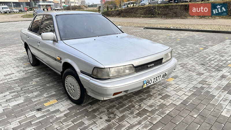 Седан Toyota Camry 1988 в Тернополе фото 6 Седан Toyota Camry 1988 в Тернополе