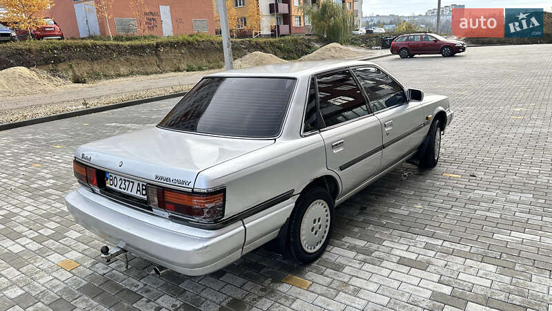 Седан Toyota Camry 1988 в Тернополе фото 8 Седан Toyota Camry 1988 в Тернополе