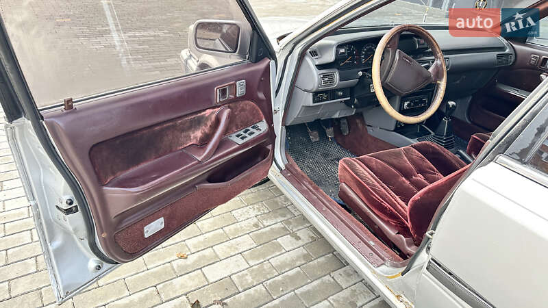 Седан Toyota Camry 1988 в Тернополе фото 19 Седан Toyota Camry 1988 в Тернополе