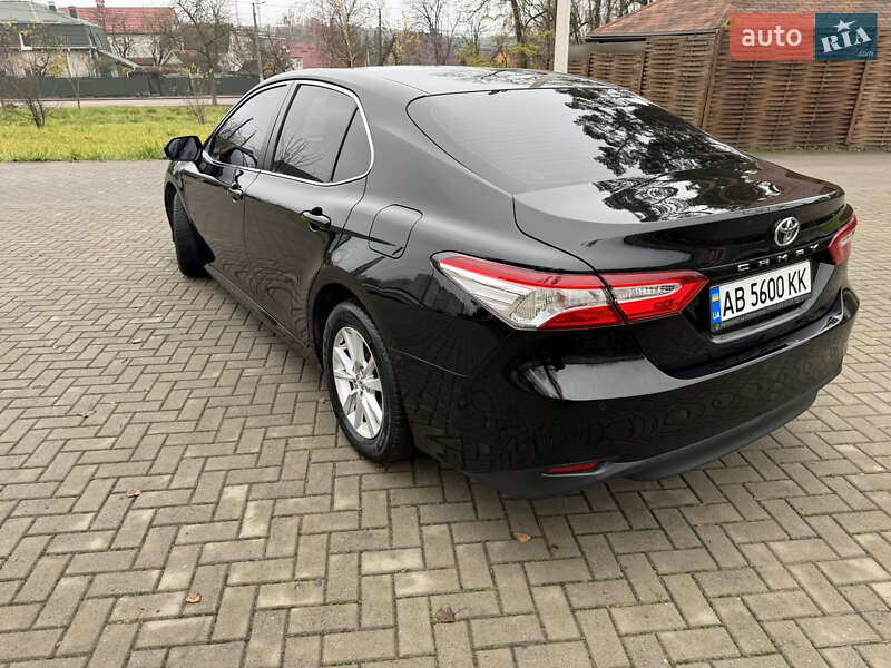 Седан Toyota Camry 2018 в Житомире фото 5 Седан Toyota Camry 2018 в Житомире