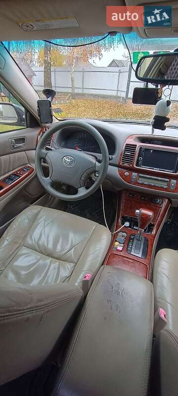 Седан Toyota Camry 2005 в Дубно