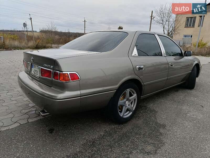 Седан Toyota Camry 2001 в Балті