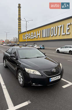 Седан Toyota Camry 2008 в Киеве