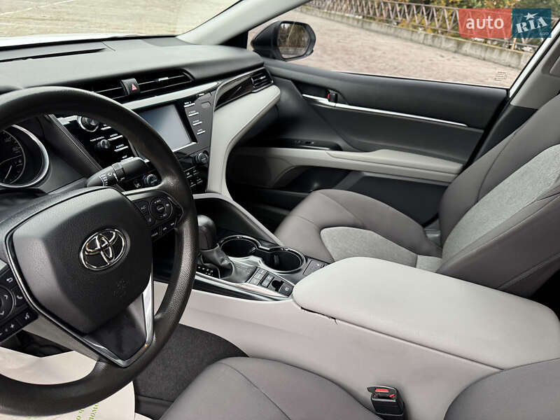Седан Toyota Camry 2019 в Харькове фото 23 Седан Toyota Camry 2019 в Харькове