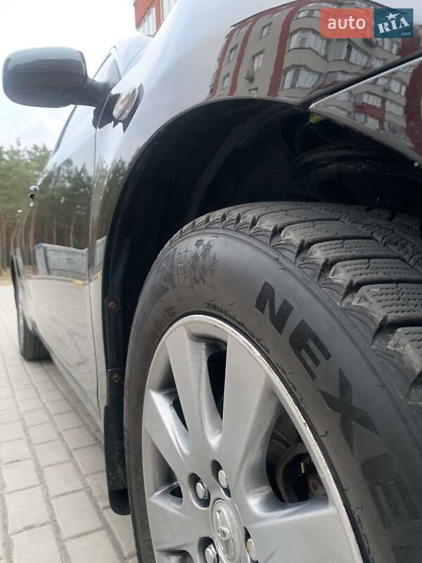 Седан Toyota Camry 2007 в Вараші