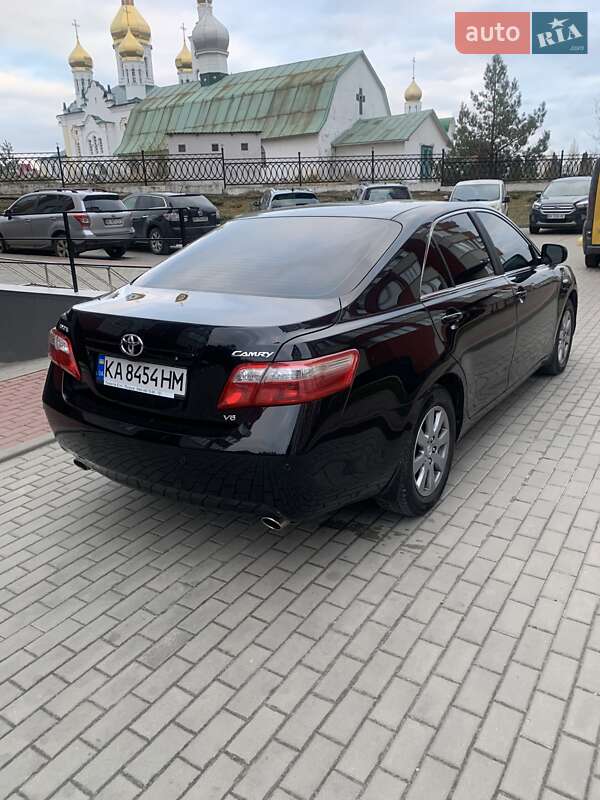 Седан Toyota Camry 2007 в Вараші