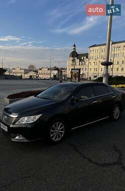 Седан Toyota Camry 2011 в Харькове