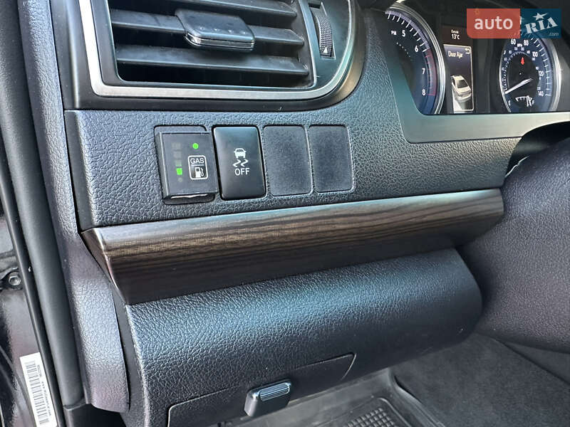 Седан Toyota Camry 2014 в Киеве