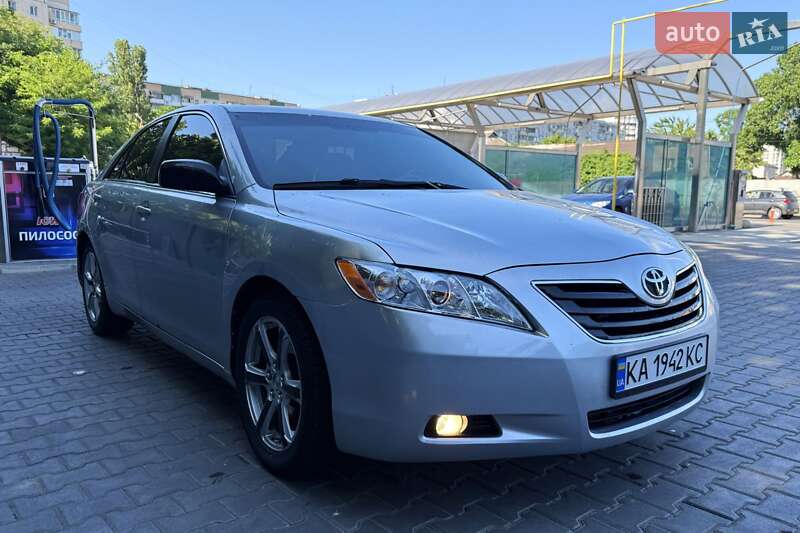 Седан Toyota Camry 2006 в Одессе