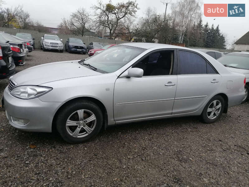 Toyota Camry 2003
