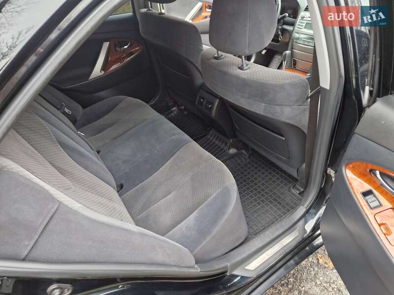 Седан Toyota Camry 2008 в Харькове