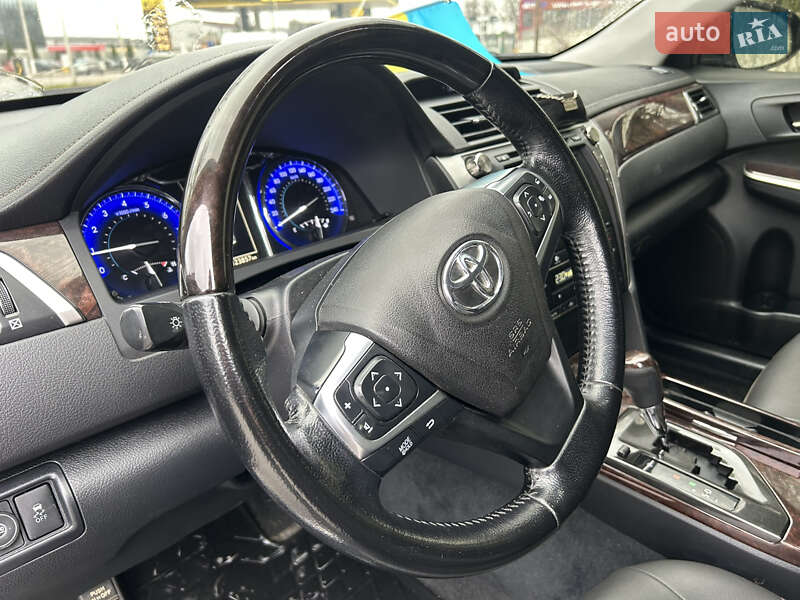 Седан Toyota Camry 2014 в Білій Церкві