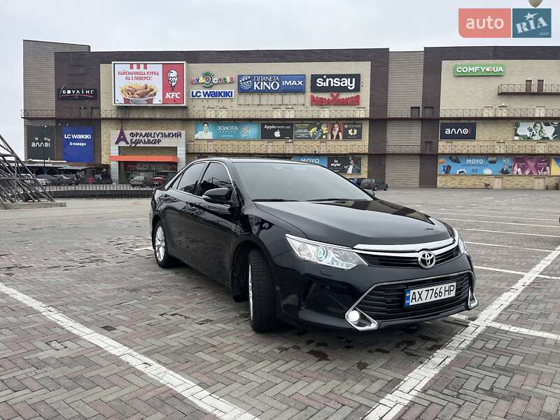 Седан Toyota Camry 2016 в Харькове фото 2 Седан Toyota Camry 2016 в Харькове