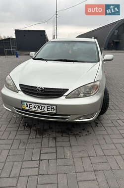 Седан Toyota Camry 2002 в Днепре