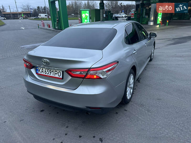 Седан Toyota Camry 2017 в Киеве фото 9 Седан Toyota Camry 2017 в Киеве