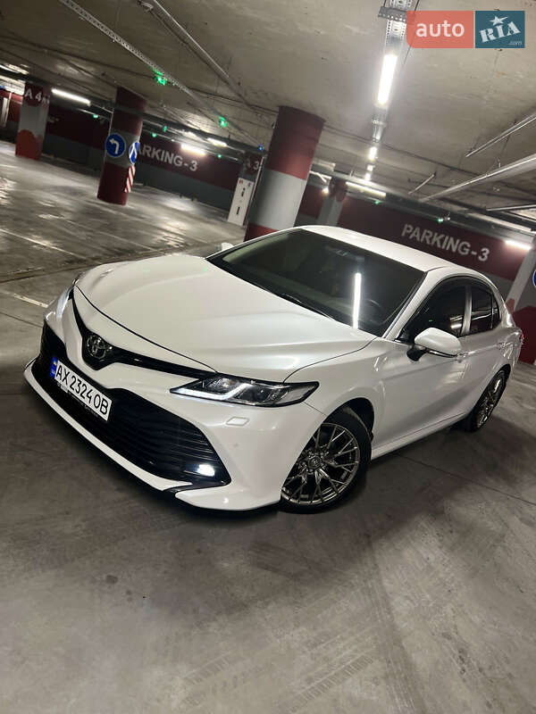 Седан Toyota Camry 2018 в Полтаве фото 8 Седан Toyota Camry 2018 в Полтаве
