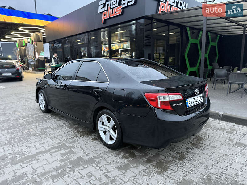 Седан Toyota Camry 2012 в Киеве фото 3 Седан Toyota Camry 2012 в Киеве