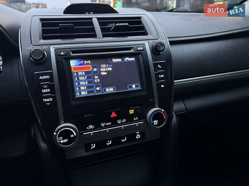 Седан Toyota Camry 2012 в Киеве фото 18 Седан Toyota Camry 2012 в Киеве