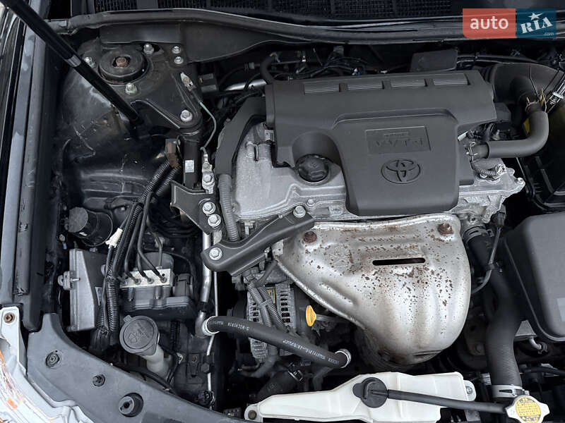Седан Toyota Camry 2012 в Киеве фото 28 Седан Toyota Camry 2012 в Киеве