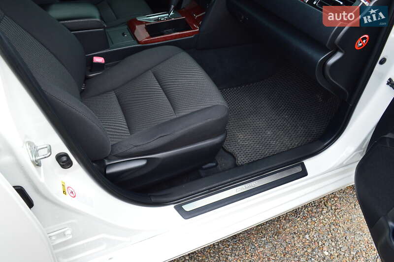Седан Toyota Camry 2011 в Кропивницком фото 18 Седан Toyota Camry 2011 в Кропивницком