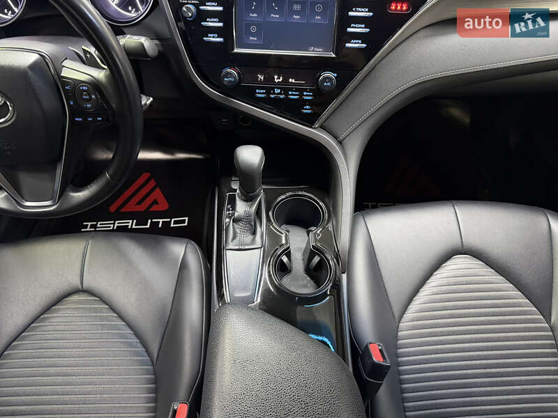 Седан Toyota Camry 2017 в Одессе фото 28 Седан Toyota Camry 2017 в Одессе