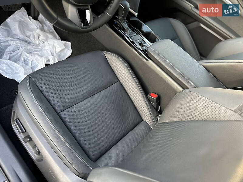 Седан Toyota Camry 2024 в Киеве фото 26 Седан Toyota Camry 2024 в Киеве