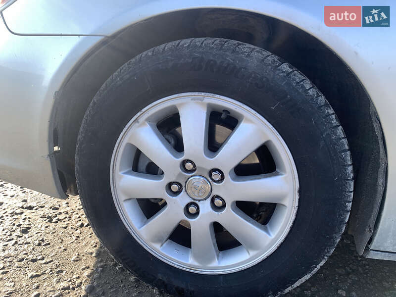 Седан Toyota Camry 2004 в Умани фото 9 Седан Toyota Camry 2004 в Умани