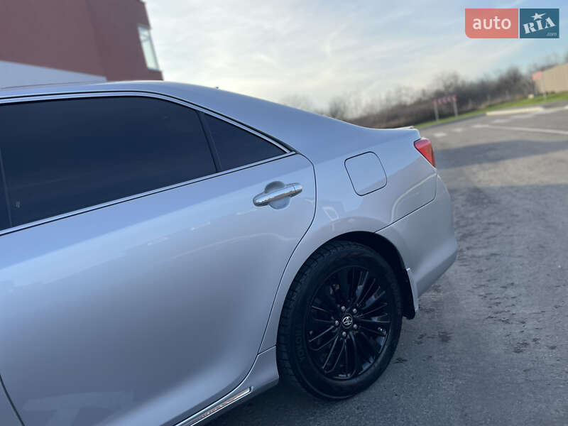 Седан Toyota Camry 2012 в Умани фото 16 Седан Toyota Camry 2012 в Умани