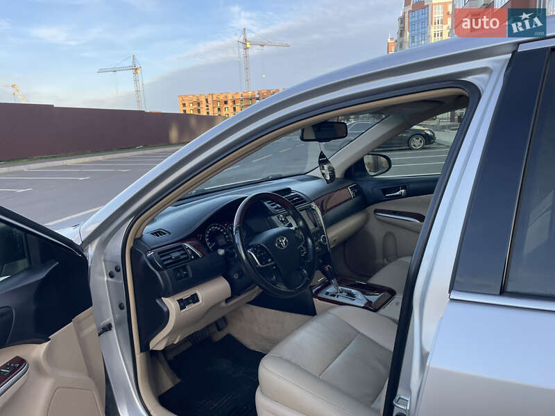 Седан Toyota Camry 2012 в Умани фото 32 Седан Toyota Camry 2012 в Умани