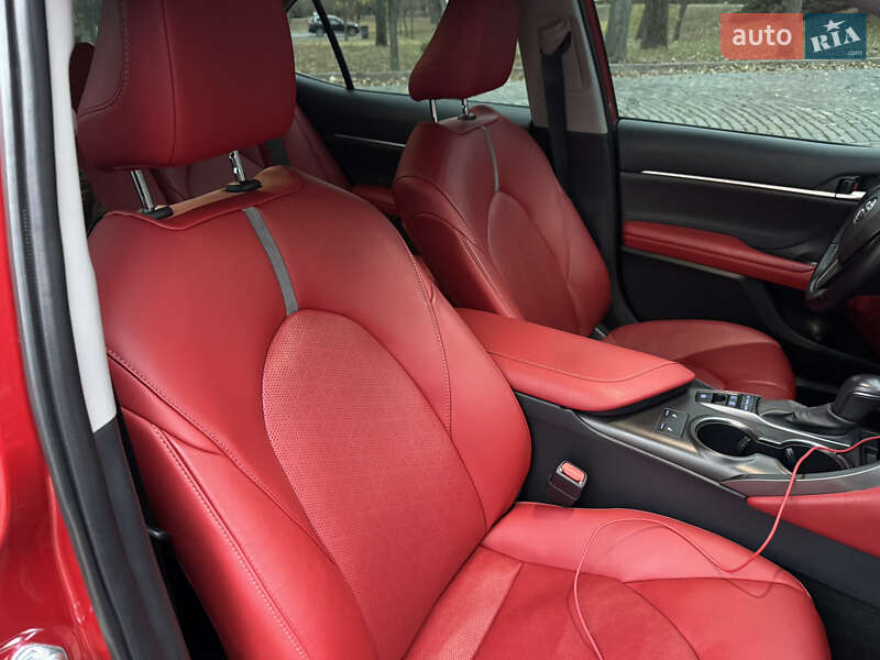 Седан Toyota Camry 2021 в Києві фото 27 Седан Toyota Camry 2021 в Києві