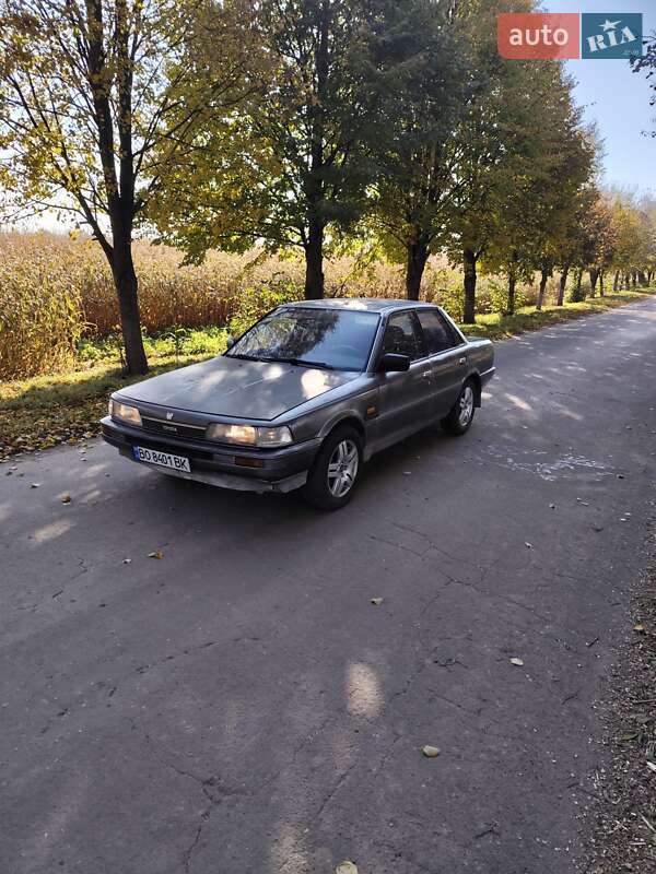 Седан Toyota Camry 1989 в Ровно фото 5 Седан Toyota Camry 1989 в Ровно