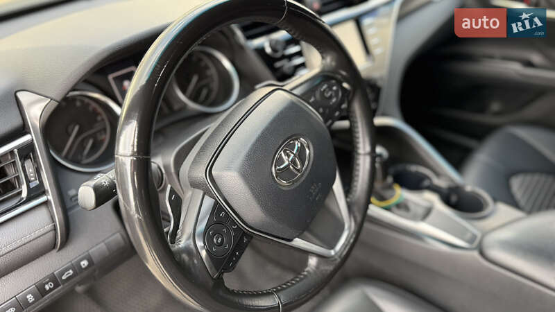 Седан Toyota Camry 2017 в Днепре фото 14 Седан Toyota Camry 2017 в Днепре